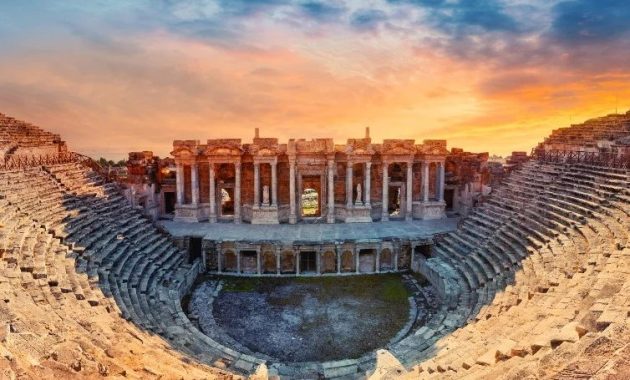 Türkiye’deki Hierapolis Antik Kenti Ziyaret Rehberi