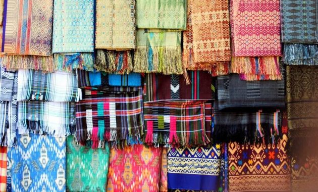 Lombok’ta Geleneksel Dokuma ve El Sanatları