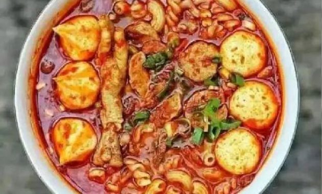 Кулинарен справочник на Бандунг: Най-добрите местни ястия за ядене в Бандунг