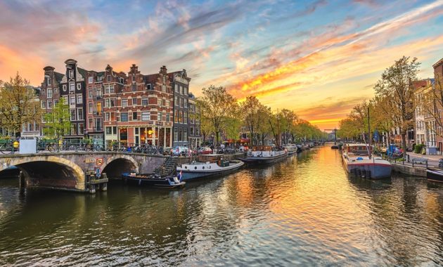 Grachtenfahrt in Amsterdam
